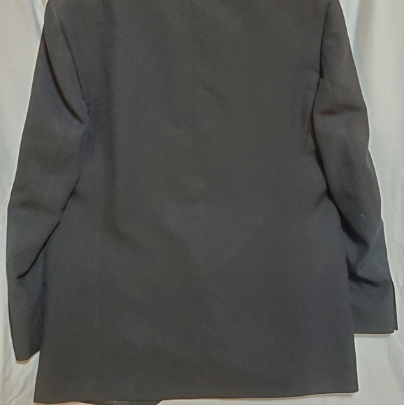 Clean black blazer - Picture 2 of 2